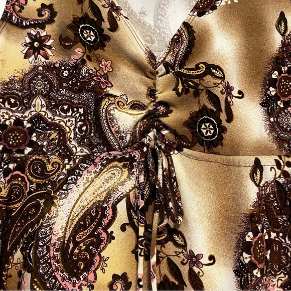 Suzy Shier | Y2K Tank Top - Picture 4 of 14